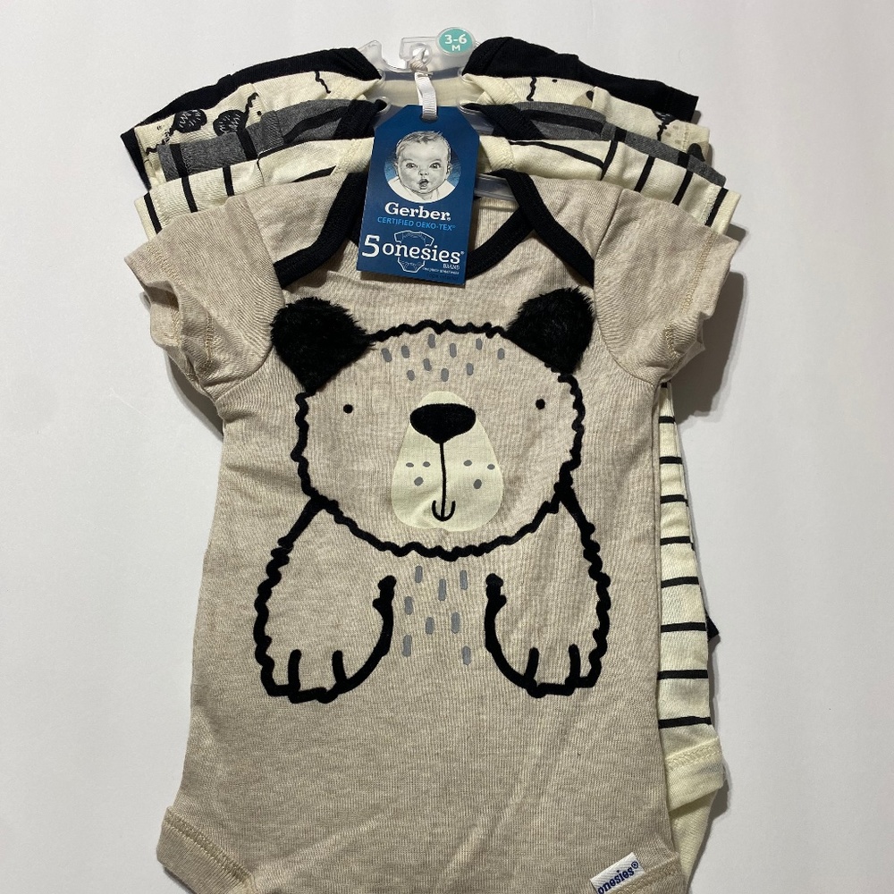 Gerber 5 Pack of Onesies, Bear/Black/Cream Design, 3-6M, NWT